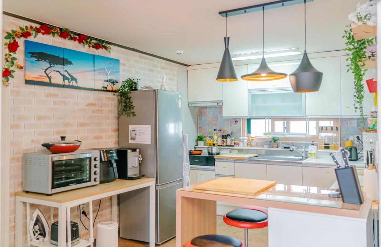 For Family Group, 4Min To Seoul Station Apartment Luaran gambar